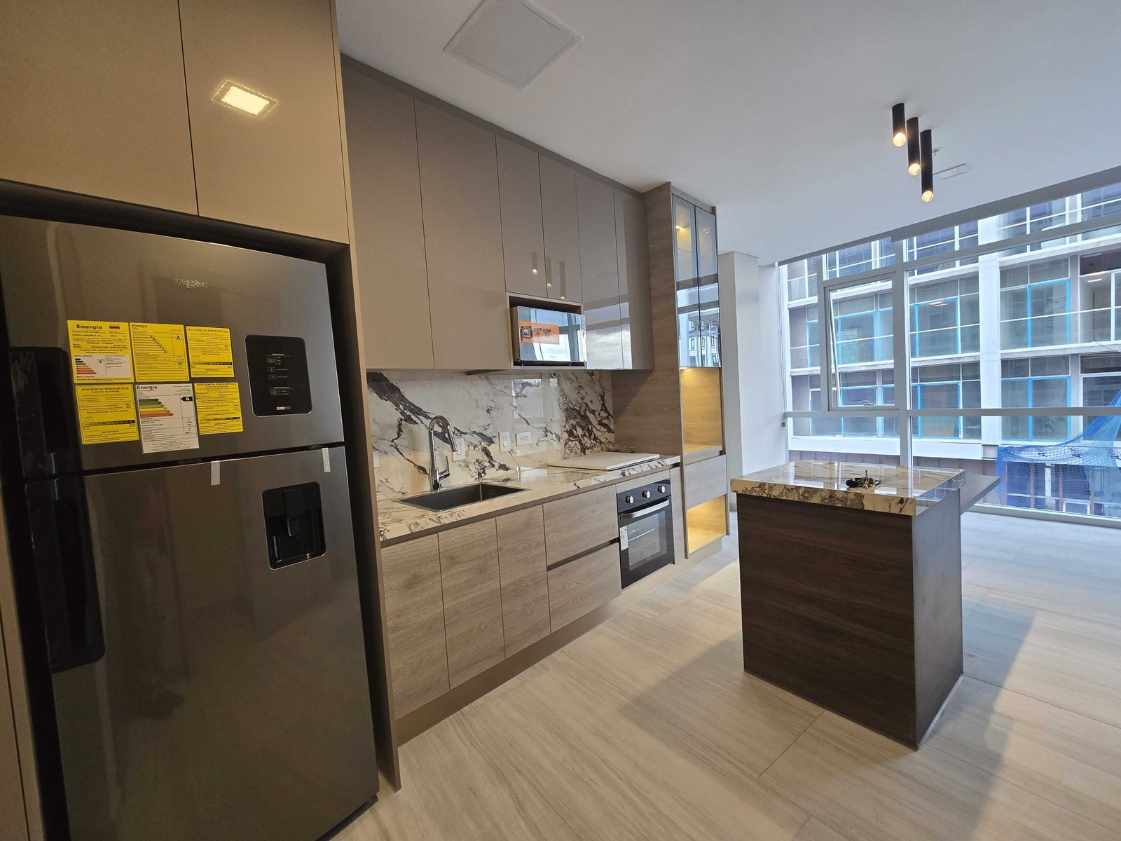 RENTA SUITE DÚPLEX A ESTRENAR REPÚBLICA DEL SALVADOR LE PARC HOTEL, QUITO - ECUADOR