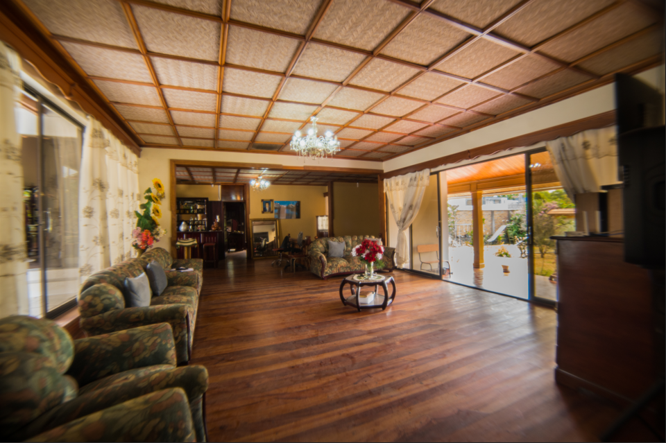 Villa en Venta, Sector Challuabamba, Cuenca - Imagen 2