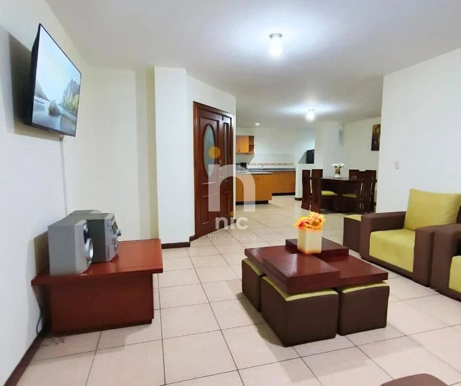 DEPARTAMENTO EN RENTA COND. YANUNCAY 