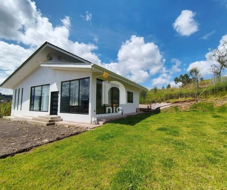 PROPIEDAD EN VENTA - CUENCA. EL DESPACHO