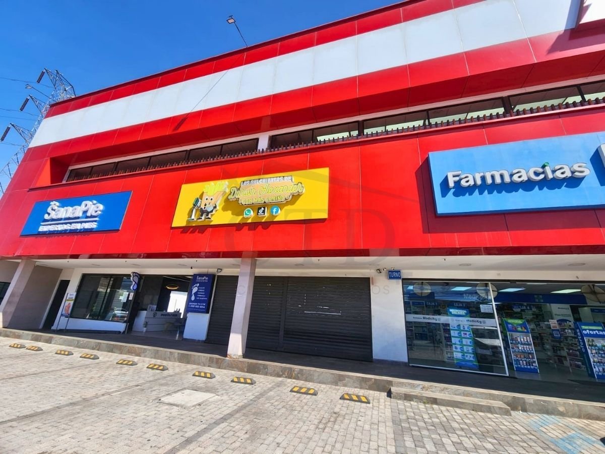 Rento local comercial en el TIA de Llano Grande junto a Roland.